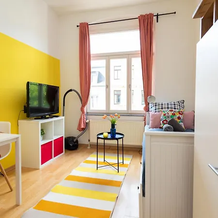 Fullhouse - Halle - Paulus - Nespresso *