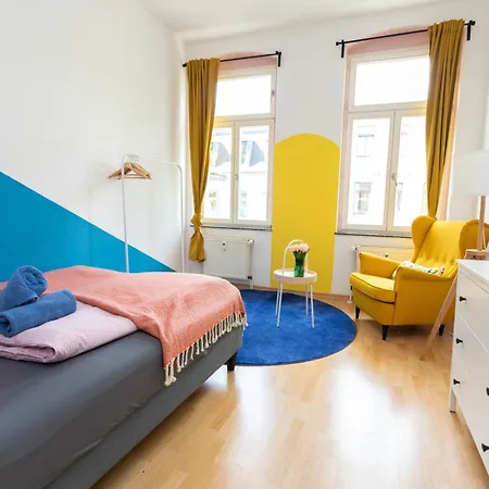 Fullhouse - Halle - Paulus - Nespresso *