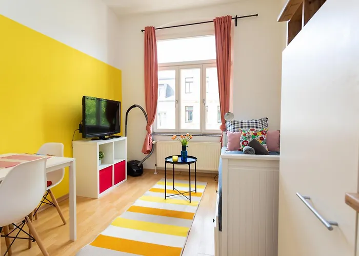 Fullhouse - Halle - Paulus - Nespresso *